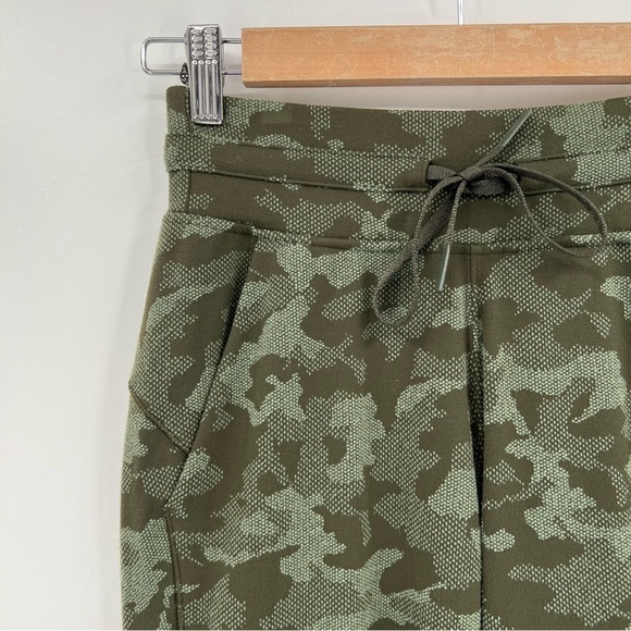 Lululemon Ready to Rulu Jogger 29" Heritage Camo Dark Olive Green Twill Size 2 - Picture 11 of 12